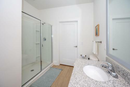 Apartamento Viagem Vibrant 1br With Patio
