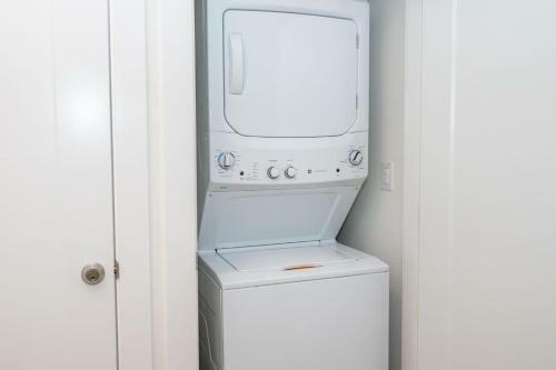 Apartamento Viagem Vibrant 1br With Patio