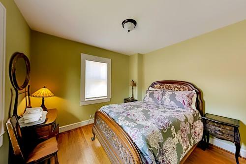 Vintner's Cottage