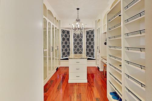 Jeter Mountain Manor