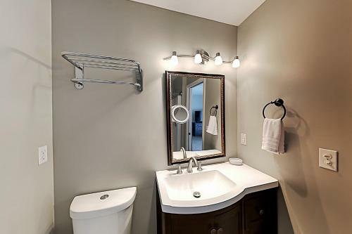 Serenity Mountain Oasis