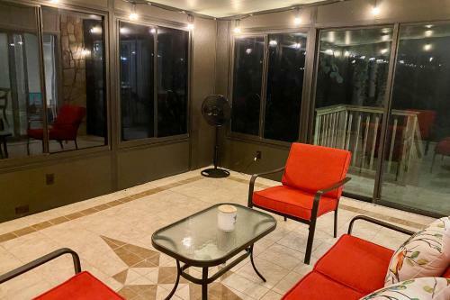 Serenity Mountain Oasis