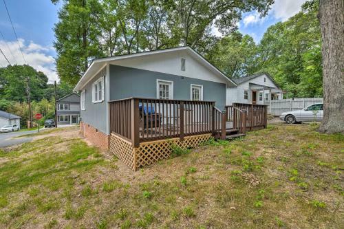 Renovated Kannapolis Home With Fenced-in Yard