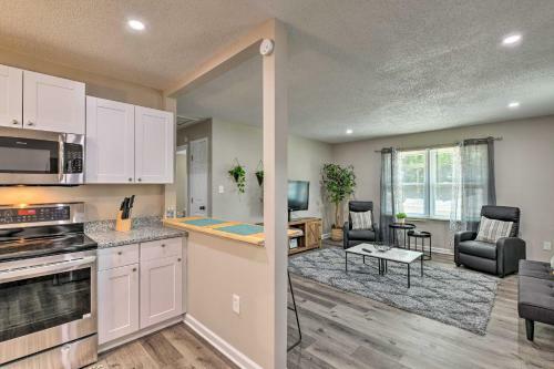 Renovated Kannapolis Home With Fenced-in Yard