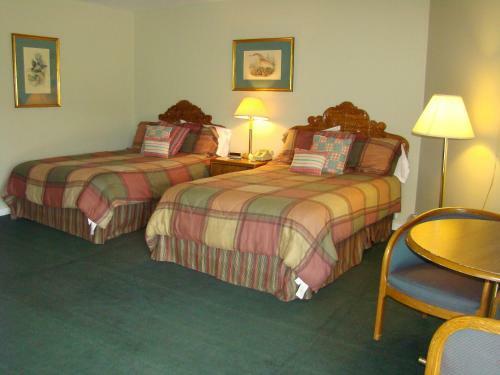 Happy Trails Motel