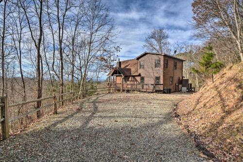 Murphy Cabin With Mountain Views And Fire Pits!