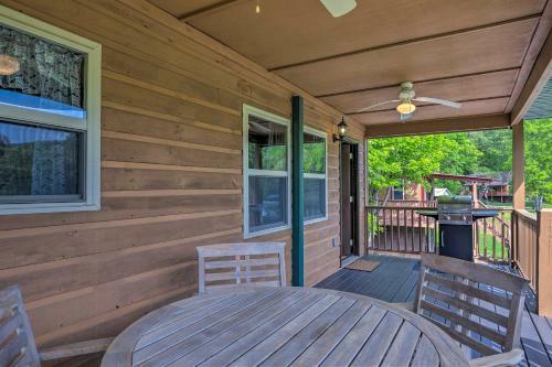 Riverfront Cabin With Fire Pit Hike And Explore!