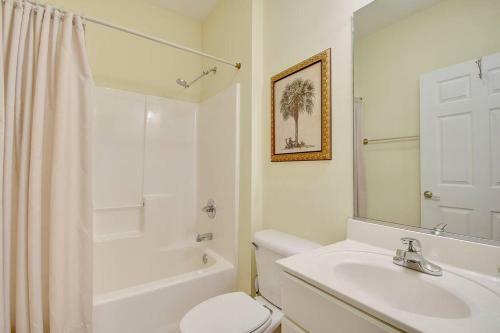 Oceanview 4br/4ba Condo, Steps To Beach/pool