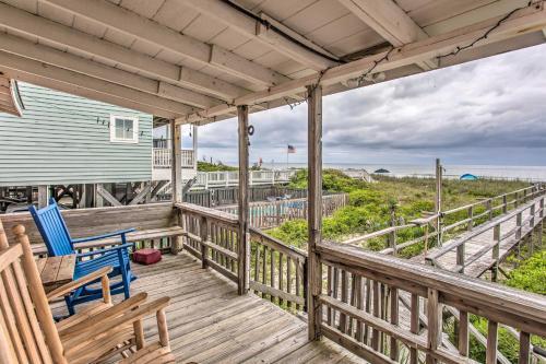Rustic Beachfront Cottage With Deck And Boardwalk