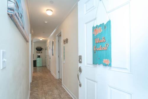 Ocean Walk Condo On The 2nd Row With Ocean Views!