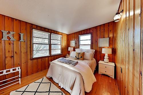 Beachside Cottage
