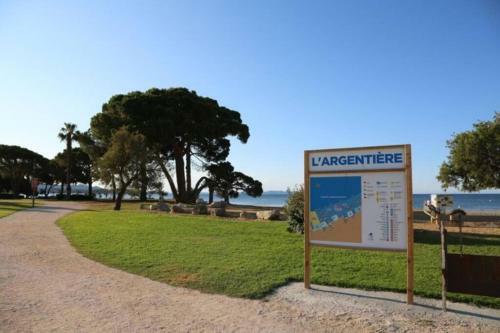 Apartamento T2, Climatis�, Piscines, Pr�s de La Mer