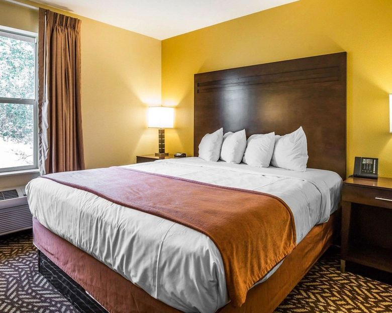 Hotel Quality Inn & Suites Montclair