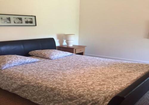 Bed & Breakfast Spacious Loft Style Suite Apartment