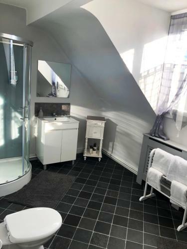 No 6 B&B