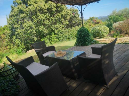 Hostal L'esquiro�