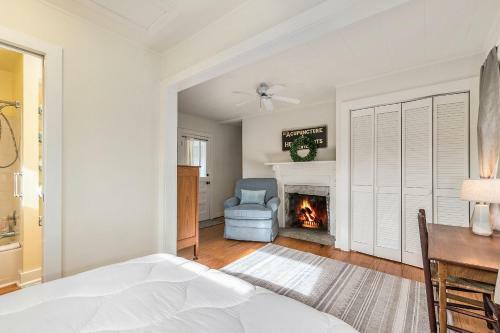 Foothills Farmhouse