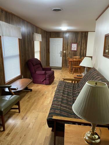 Hotel Pine Valley Motel