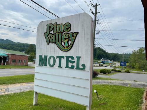 Hotel Pine Valley Motel