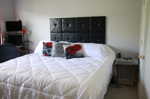 Modern, Stylish 3br Townhome In Raleigh! Townhouse