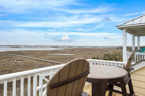 The Salty, Sandy, Happy House