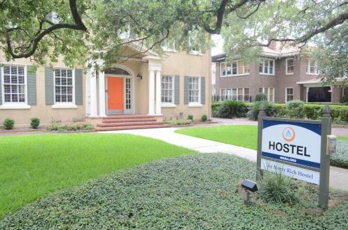 Hi - Houston The Morty Rich Hostel
