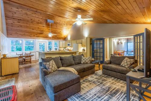 Mountain Top Tranquility