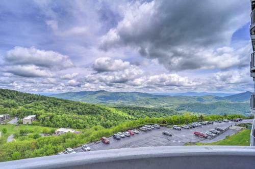 Apartamento Rustic Sugar Mtn Retreat With Views And Pool Access!