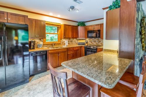 The Rock House At Big Bear Estates