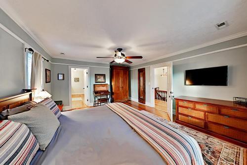 White Oak Manor