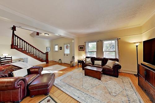 White Oak Manor