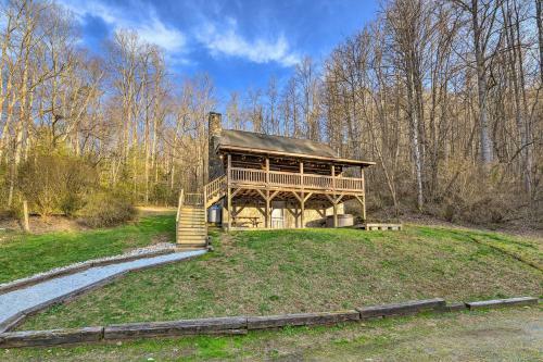Pet-friendly Whittier Cabin With Covered Porch!