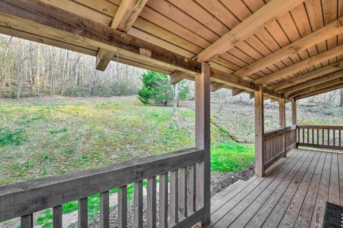 Pet-friendly Whittier Cabin With Covered Porch!