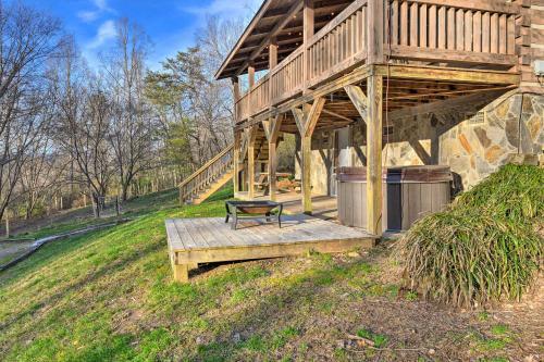 Pet-friendly Whittier Cabin With Covered Porch!