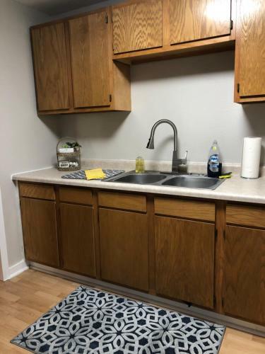 Burrel Avenue Apartments