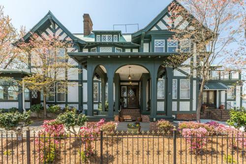 Bed & Breakfast The Shaffner Inn
