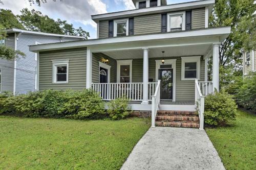Stunning Southern Home Less Than 9 Miles To Beach!
