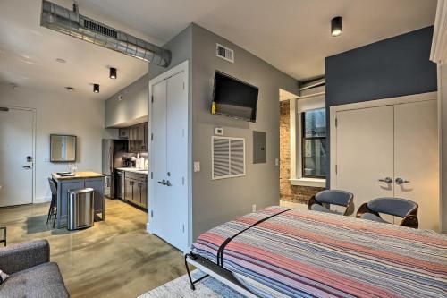 Apartamento Sleek Studio Near Dtwn Dining And Entertainment