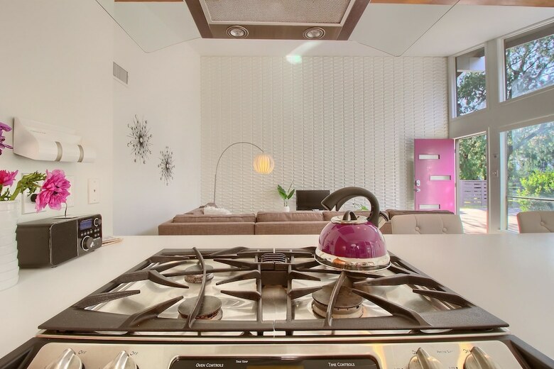 Travis Heights Modern I
