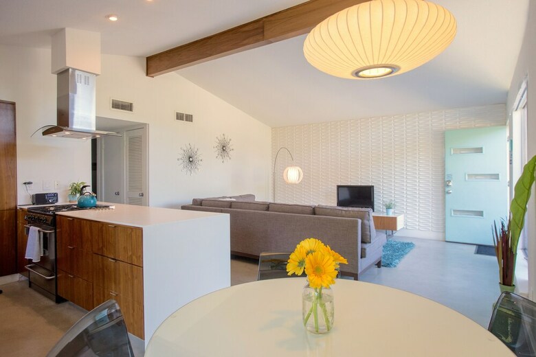 Travis Heights Modern I