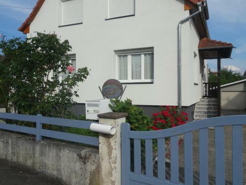Apartamentos G�te Du H�ron