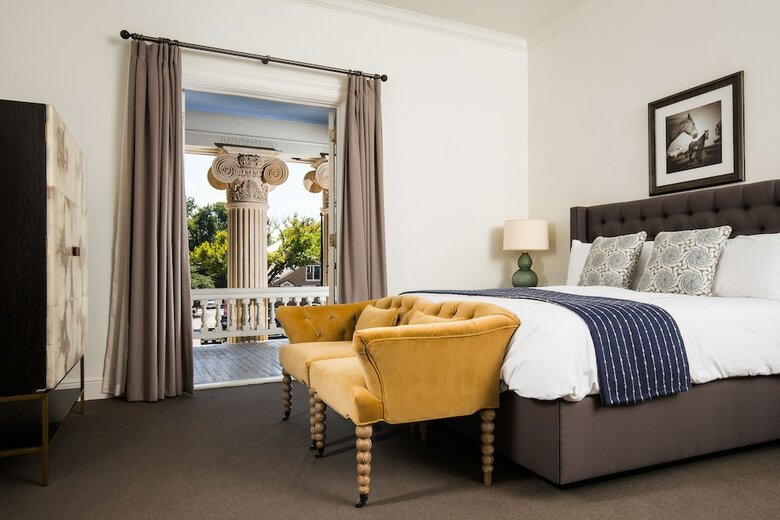 Hotel Ella