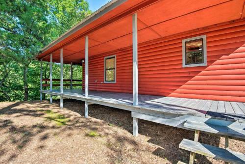 Broken Bow Cabin With Deck On Mountain Fork River!