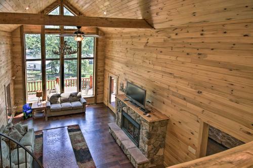 Rukarasa Cabin With Yard And Dock At Grand Lake