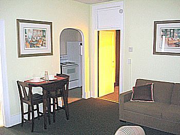 Hotel Wayne