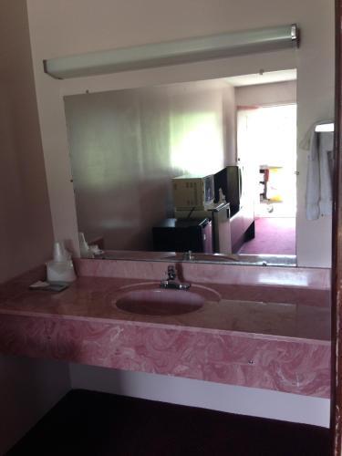 David Crockett Motel