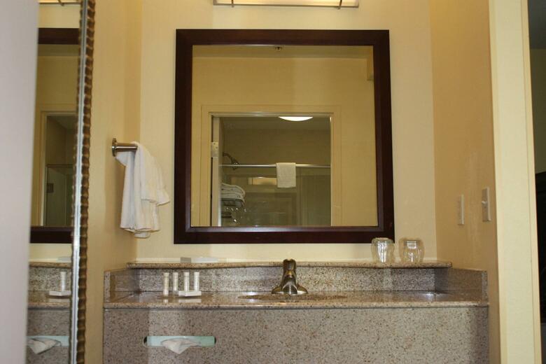 Hotel Springhill Suites By Marriott Oklahoma City Airport