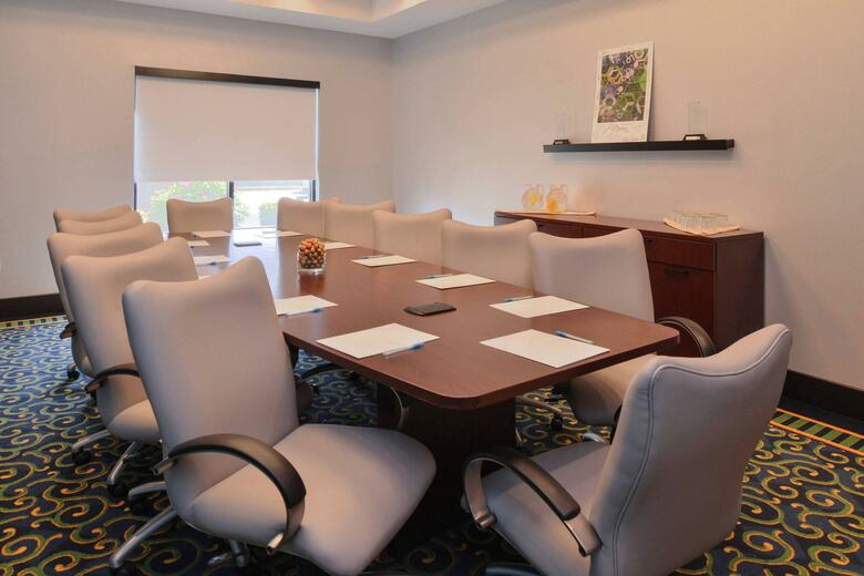 Hotel Springhill Suites By Marriott Oklahoma City Airport
