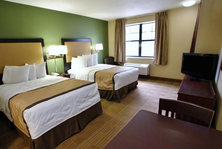 Hotel Suburban Studios