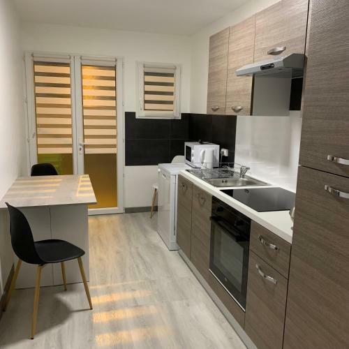 Apartamento Le Mans : Appartement, Proche de Toutes Commodit�s